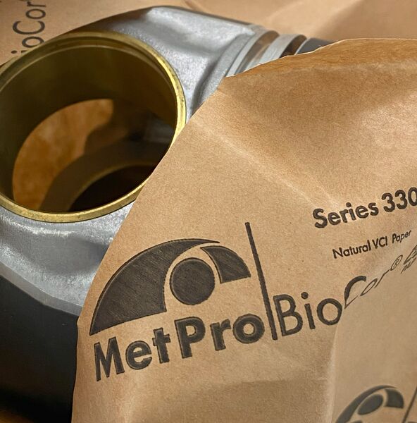 Cylinders wrapped in BioCor® corrosion protection smooth paper.